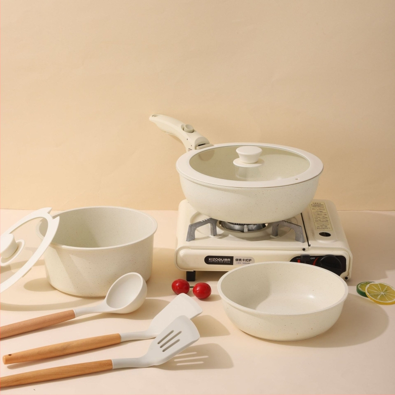 Σετ μαγειρικών σκευών με αποσπώμενο χερούλι — αντικολλητικά σκεύη από κράμα αλουμινίου με πολυεπίπεδο πάτο, περιλαμβάνει κατσαρόλα για γάλα, δύο τηγάνια, καπάκι γυάλινο με σιλικόνη, συμβατό με επαγωγή