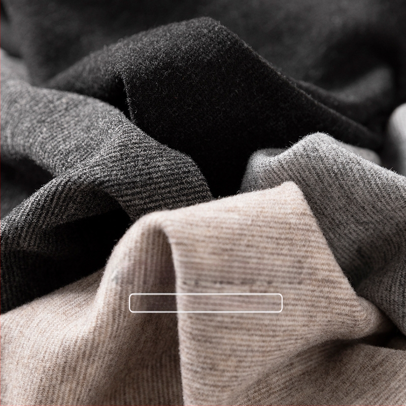 Grūtnieču vaļīgas platās bikses ar platām kājām, kokvilnas-poliestera maisījums 80–90%, piemērotas visiem gadalaikiem, vidēja biezuma, sēžas pacelšana