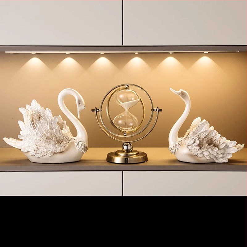 Suport de vin în formă de lebădă — rășină, stil lux