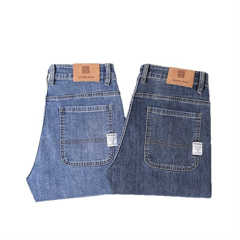 Jeanși pentru bărbați — croială dreaptă, talie medie, amestec bumbac-poliester cu 66,2% bumbac, 32,3% poliester, 1,5% spandex; fermoar, buzunare multiple, pantaloni lungi casual