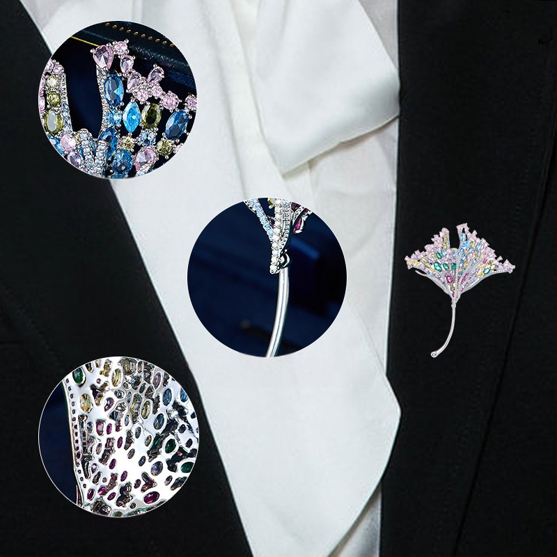 Broșă în formă de frunză pentru femei (cupru, în formă de frunză, placare galvanică, stil lux ușor, model M-345)