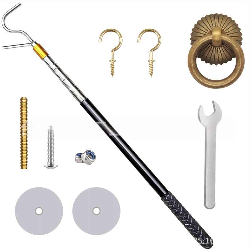 Ρυθμιζόμενη τηλεσκοπική κρεμάστρα από ανοξείδωτο ατσάλι; πολυτμηματική κατασκευή, ομαλή λειτουργία και μηχανισμός εύκολου κλειδώματος; κατάλληλο για ευρεία χρήση; βάρος 256 g; Star Craftsman.