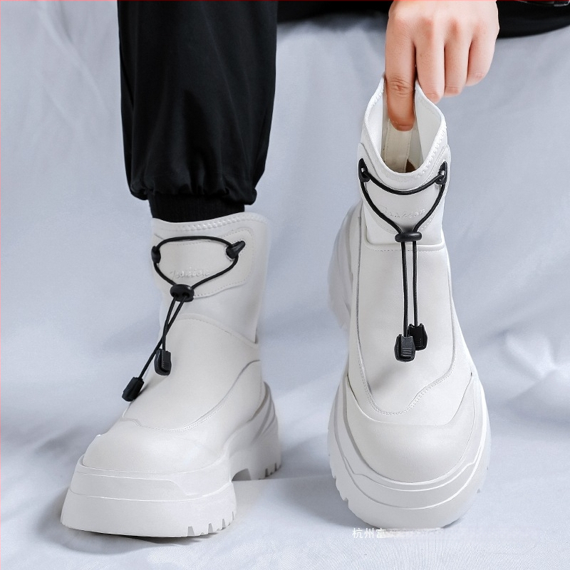 Férfi Martin csizma, téli fleece-belelt, magas felső rész, mikrofibőr felsőrész, gumírozott talp, fűző nélküli