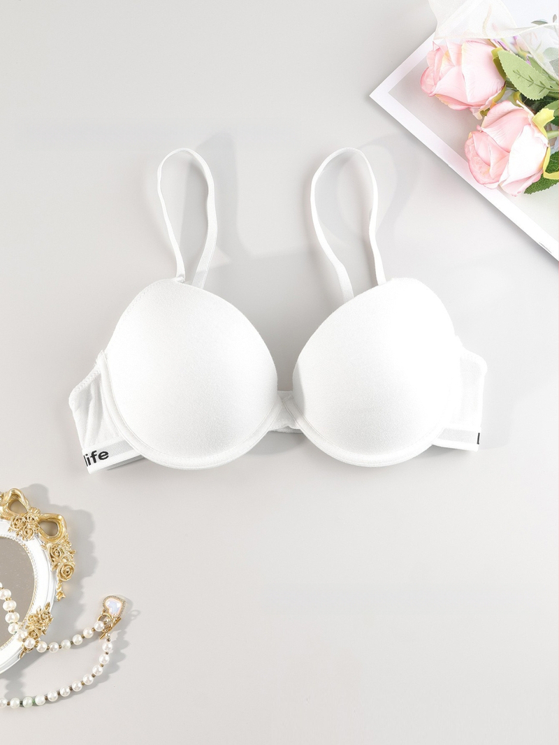 Σουτιέν χωρίς ραφές με μεταλλική ενίσχυση, 3/4 κύπελλο, λεπτό καλούπωμα, βασικό ύφασμα βισκόζη 90–95%, επένδυση από σπάνξ <30%, σταθερές διπλές τιράντες, πίσω κούμπωμα σε δύο σειρές