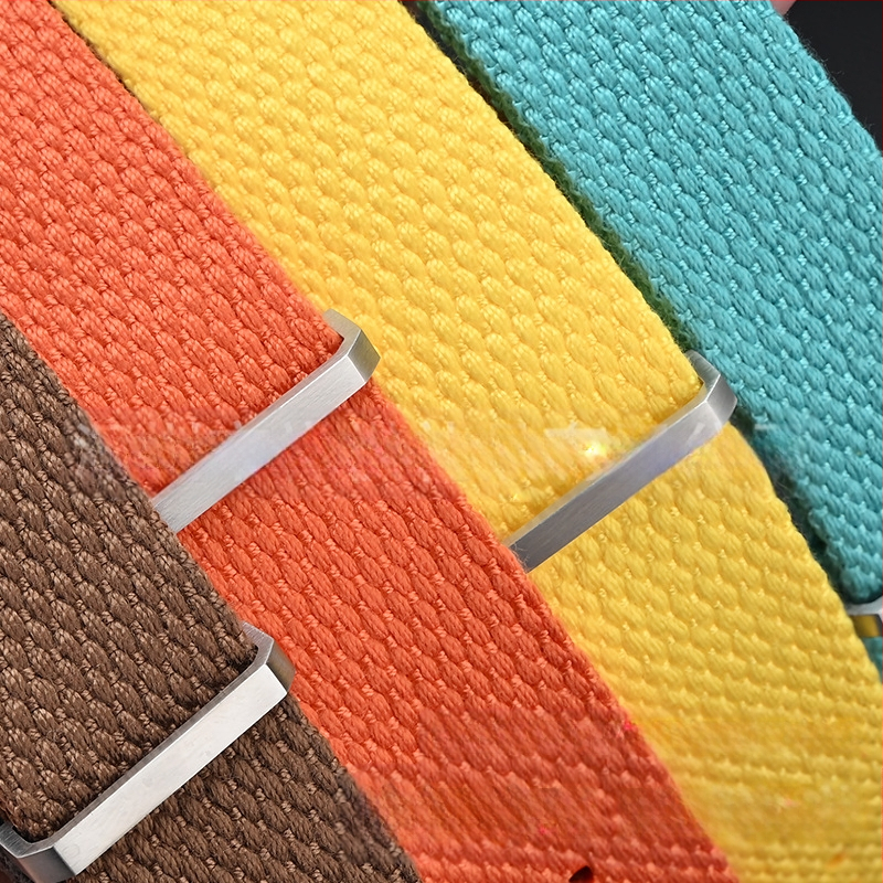 Λουράκι ρολογιού — λινό, μεταλλικός δακτύλιος, προέλευση Shenzhen, μάρκα Cheung kei, καλοκαίρι 2025