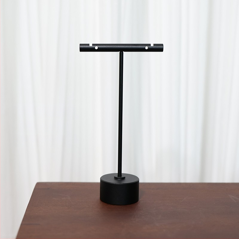 Fülbevaló kiállító állvány, fém, egy darabból álló modell, csempe-stílusú felület, spray-műanyag bevonattal