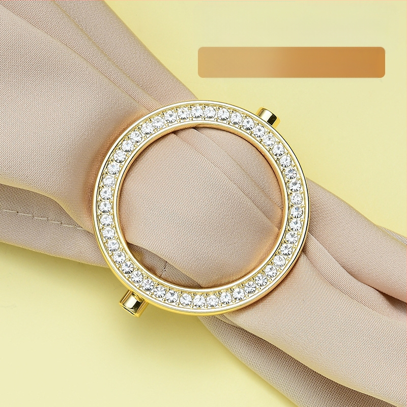 Segė su mazgu kampu, keturių lapų dobilo žiedas daugiafunkciam naudojimui, šilko šalikui sagtis (Pavasaris 2025)