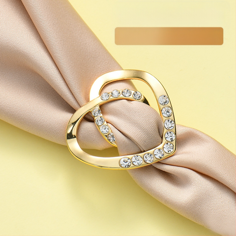 Segė su mazgu kampu, keturių lapų dobilo žiedas daugiafunkciam naudojimui, šilko šalikui sagtis (Pavasaris 2025)