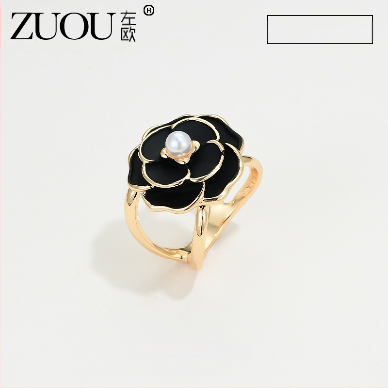 Segė su mazgu kampu, keturių lapų dobilo žiedas daugiafunkciam naudojimui, šilko šalikui sagtis (Pavasaris 2025)