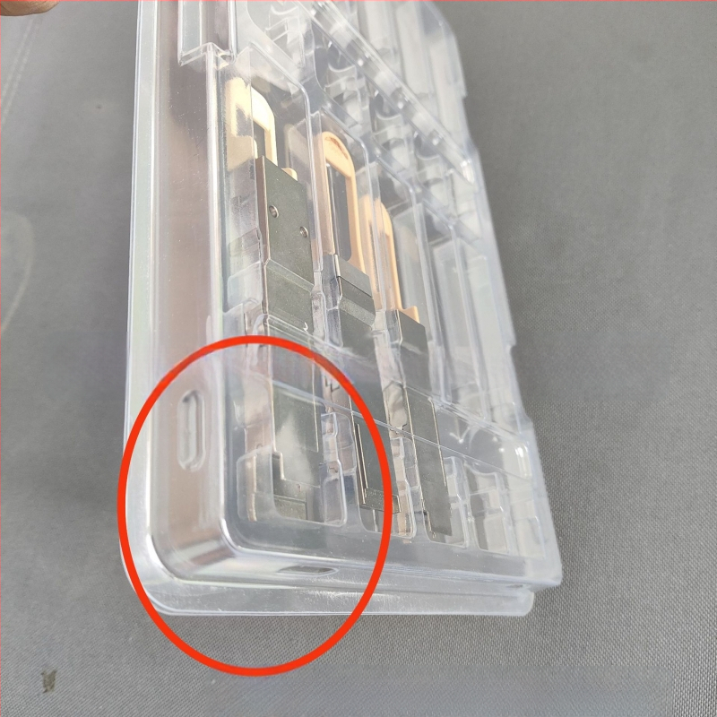 QSFP optični modul — blister kutija za 10 komada (Kod proizvoda: Qsfp10; Materijal: PET; Debljina stijenke: 0.7; Unutarnji Ø: 19; Vanjski Ø: 128)