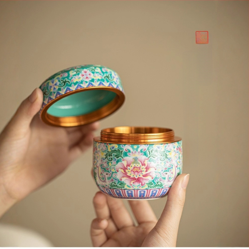 Posuda za čaj Second Collection — keramička, ručno oslikana, hermetički zatvorena, Novi kineski stil