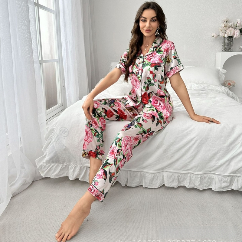 Dailės moters spausdintų pižamų komplektas iš dirbtinio šilko, lengvas ir kvėpuojantis, kardigan stiliaus apykaklė, 3/4 rankovės, kelnės
