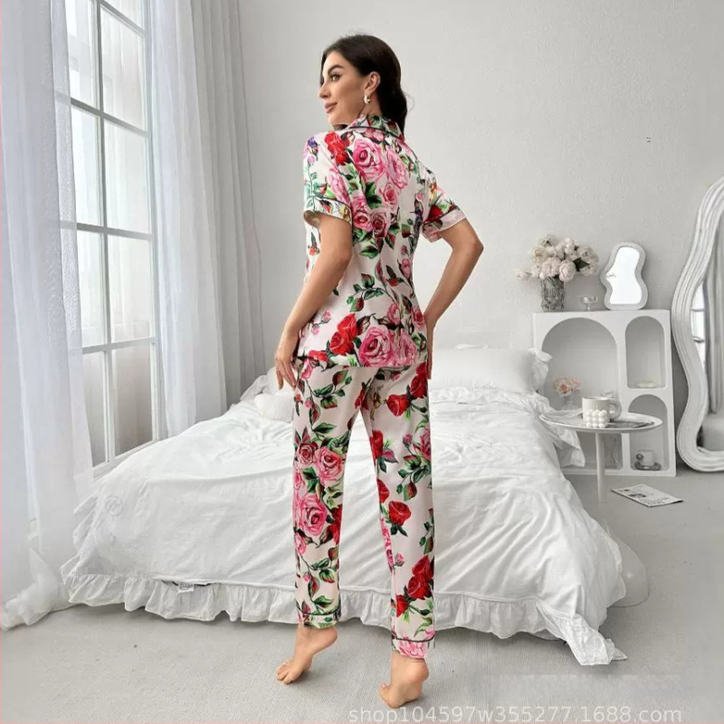 Dailės moters spausdintų pižamų komplektas iš dirbtinio šilko, lengvas ir kvėpuojantis, kardigan stiliaus apykaklė, 3/4 rankovės, kelnės