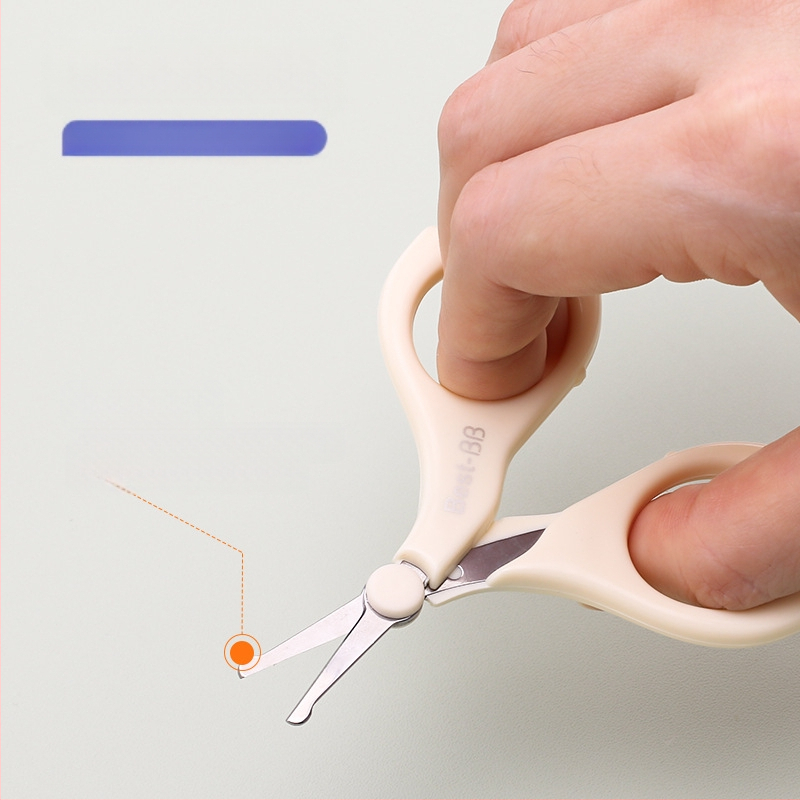 Σετ περιποίησης νυχιών μωρού – 4 τεμάχια, πλαστικό + ανοξείδωτο ατσάλι, για ηλικίες 0–6 μηνών, 3–6 ετών και 6+ ετών