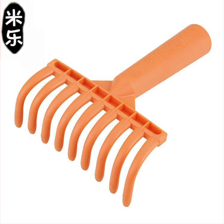 Műanyag kilencfogú gereblye, többfunkciós, kézi kerti eszköz