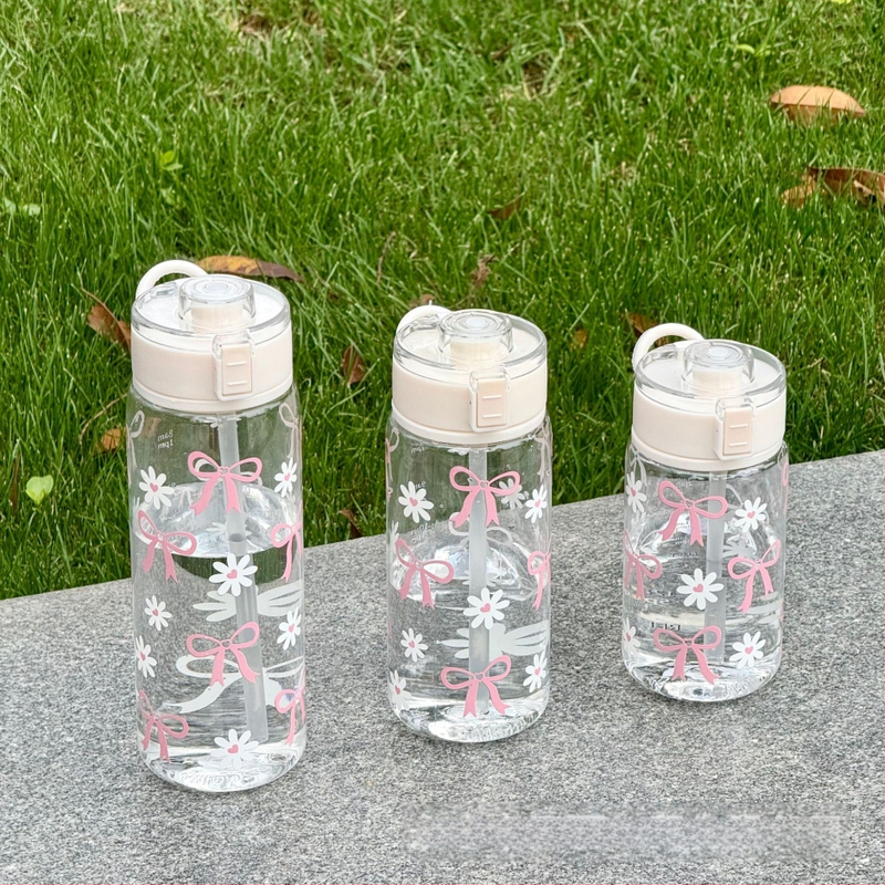 Plastična čaša za vodu, velika kapaciteta, moderni minimalistički dizajn, otisak margarete, vodonepropusna i otporna na curenje