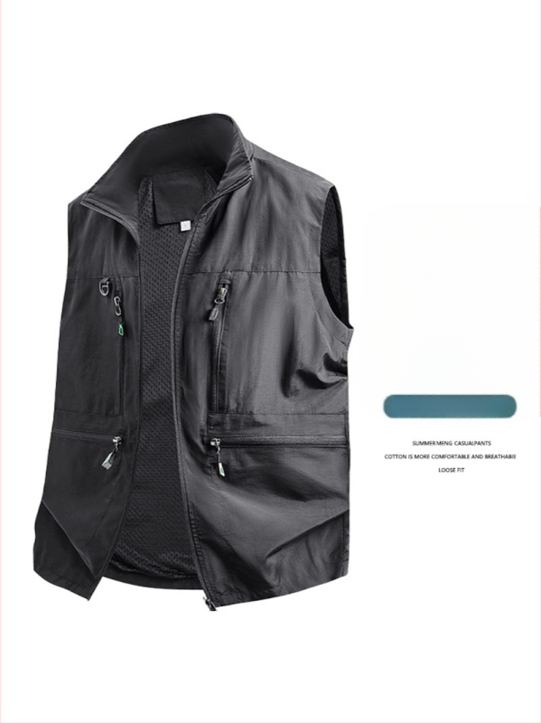 Vīriešu darba veste ar daudzām kabatām - brīvs piegriezums, stāvā apkakle, rāvējslēdzēja aizdare, elpojošs poliestera materiāls, vienkrāsaina, pavasara–rudens sezona