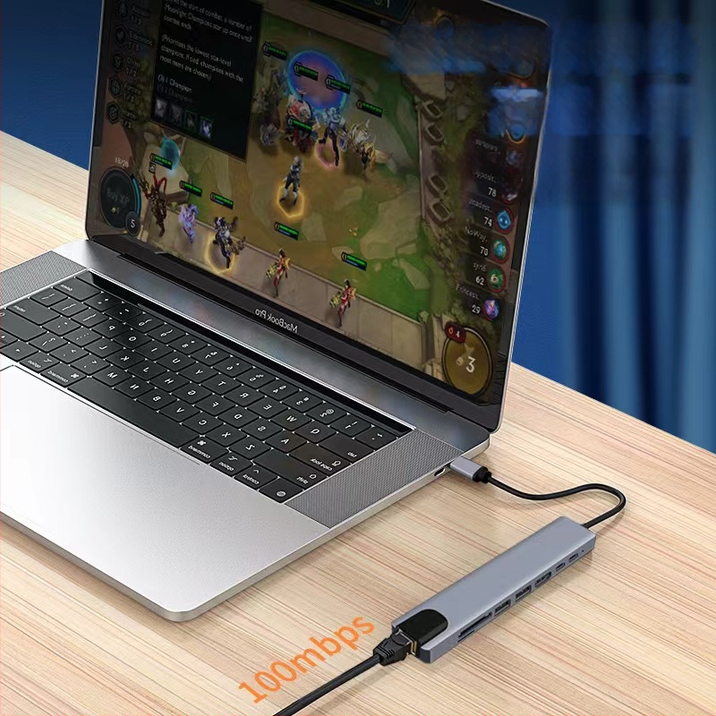 Type-C 8-in-1 dokkimisjaam HDMI väljundiga, USB 3.0 hubiga, SD/TF mälukaartide lugeja — 5Gbps