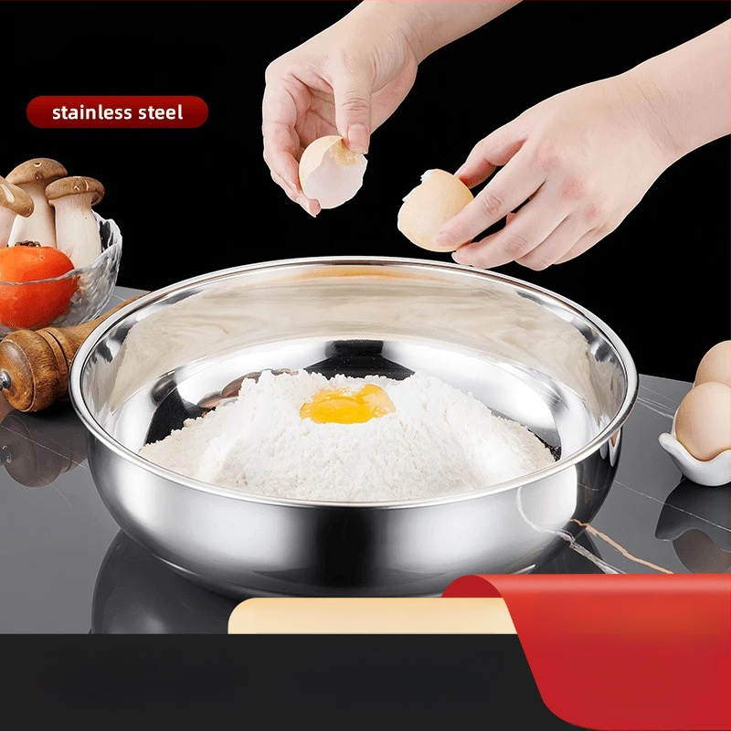 Paksenenud roostevabast terasest kauss suppi ja taigna jaoks koos küttega, koduseks kasutamiseks