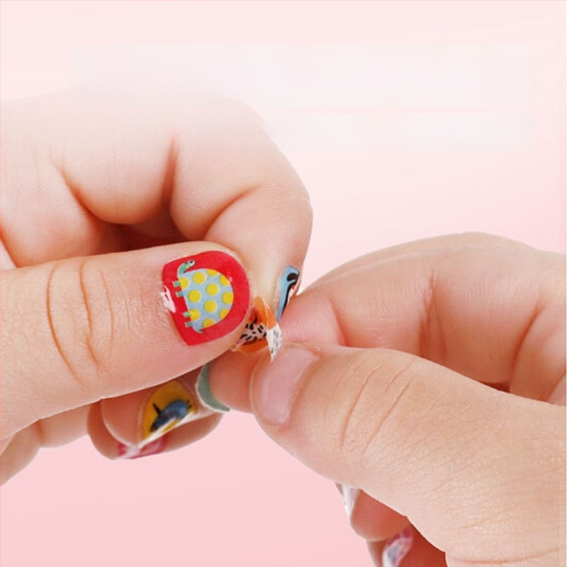 Laste küünte kleebiste komplekt – DIY küünekunst karikatuurloomade ja puuviljade mustritega, 5 g