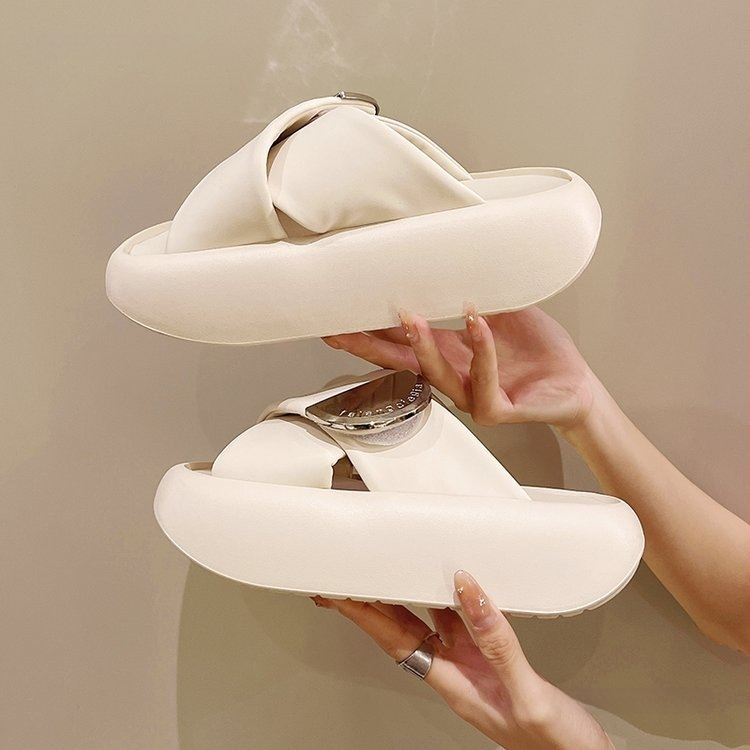 Baotou Täiskasvanute Vabaajajalatsid | Plastik ülemine, kummist talla