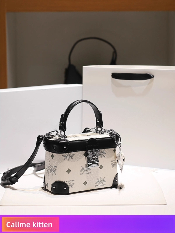 PU kunstnahast kasti kott, ruudukujuline crossbody, lukustusega, polüestri vooder, sisemine zip-kott