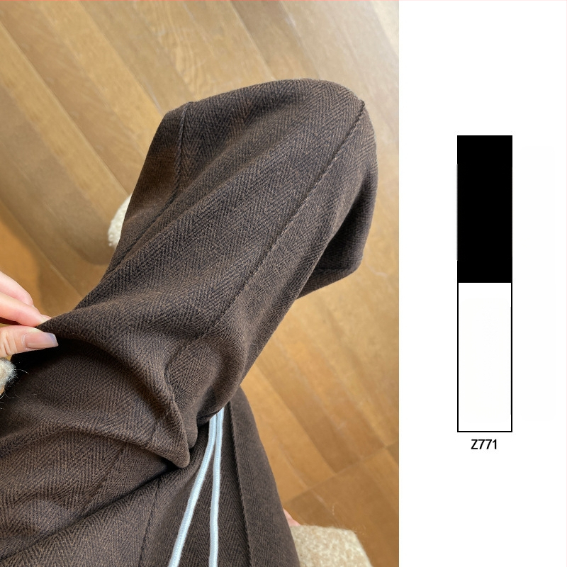 Naiste villased laiad püksid Capri pikkusega, kootud kangas, tavaline paksus, ei venita, igapäevaseks kandmiseks