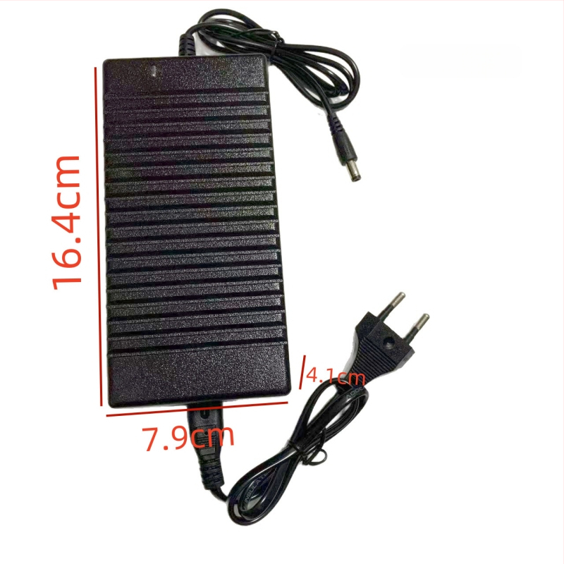 Maskeeritud laadijaga ravimikarbi turvakarp — kaasaskantav plastikkarp, mudel JCY-12150, maht 1 L