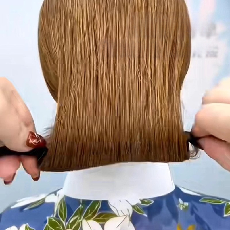 Veluurist juukseklips, twist clip, tootekood B10267, kevad 2025, pastoraalne stiil.