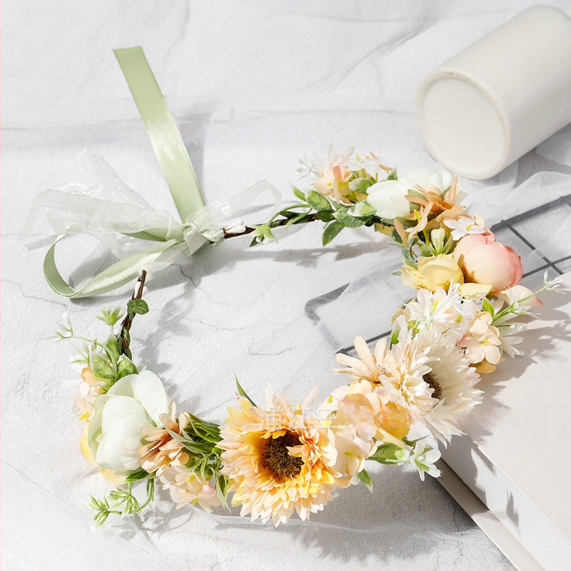 Boheemiline lillede pärg peale, käsitsi kootud materjal, elegantne unisex pulmatarvik, kevad 2025