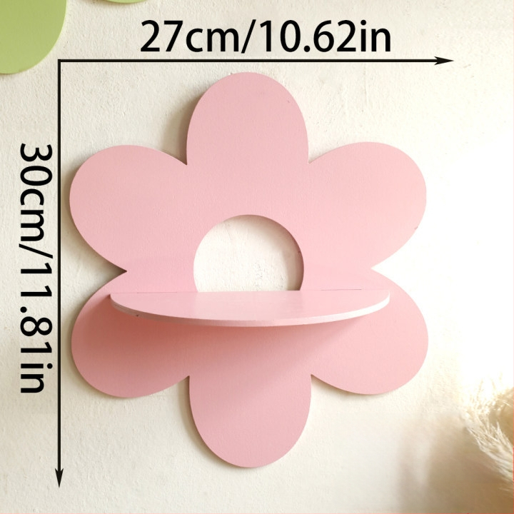 Puidust lillekujuline seinahoidik kristallide akcentidega – dekoratiivne pendant