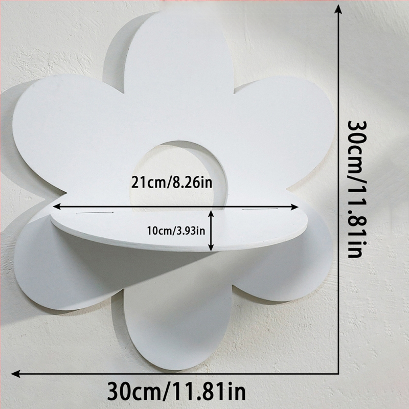 Puidust lillekujuline seinahoidik kristallide akcentidega – dekoratiivne pendant