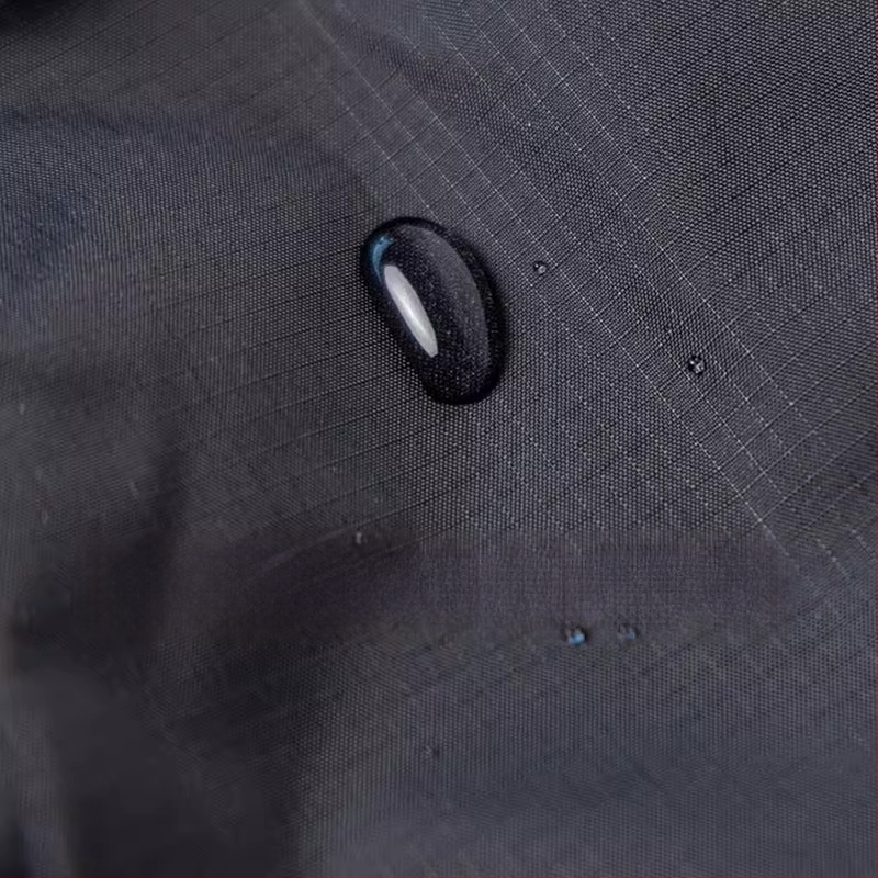 Taštička na hygienu – japonský štýl, ultraľahká, nepremokavá nylonová, trojuholníkové sieťové vrecko, vhodná pre vonkajšie cesty