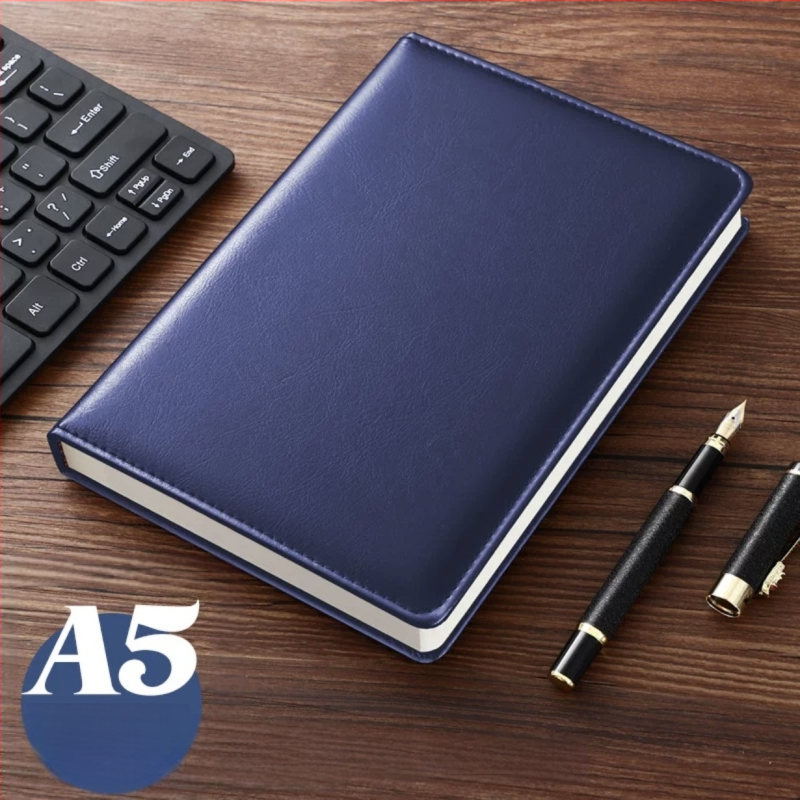 Zápisník Emma the bunny, PU obal, viazanie niťou, Dowling papier 80 g, biznis kancelársky štýl