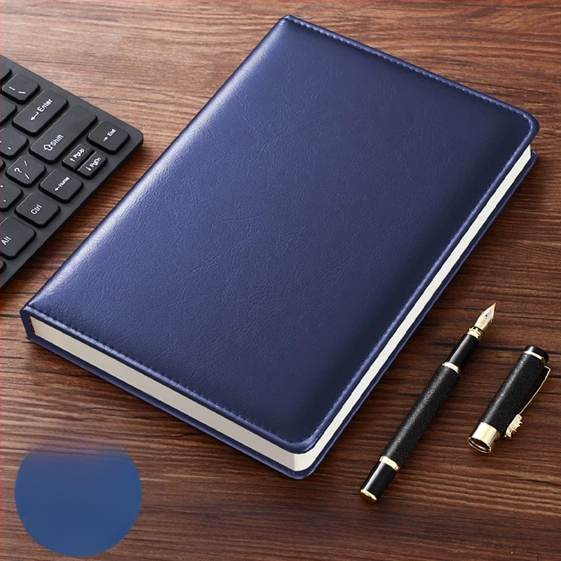 Zápisník Emma the bunny, PU obal, viazanie niťou, Dowling papier 80 g, biznis kancelársky štýl