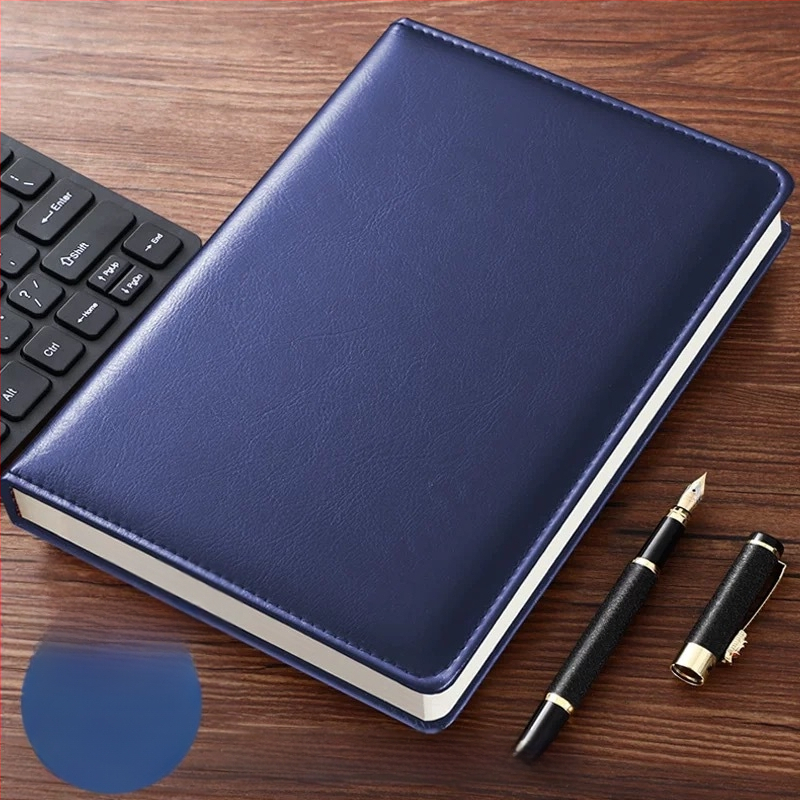 Zápisník Emma the bunny, PU obal, viazanie niťou, Dowling papier 80 g, biznis kancelársky štýl