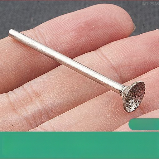 Diamantová drážková hlava na brúsenie s konkávnym žľabom pre elektrickú brúsku; nástroj na leštenie jadeitových guli