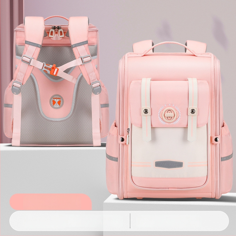 Unisex mokyklinė kuprinė 1–6 klasei, kvėpuojanti, itin lengva, išplėčiama, mažinanti apkrovą, atšvaitiniai elementai nakties saugumui; medžiaga: Oxford audinys; pamušalas: poliesteris; ergonomiška nugaros plokštė