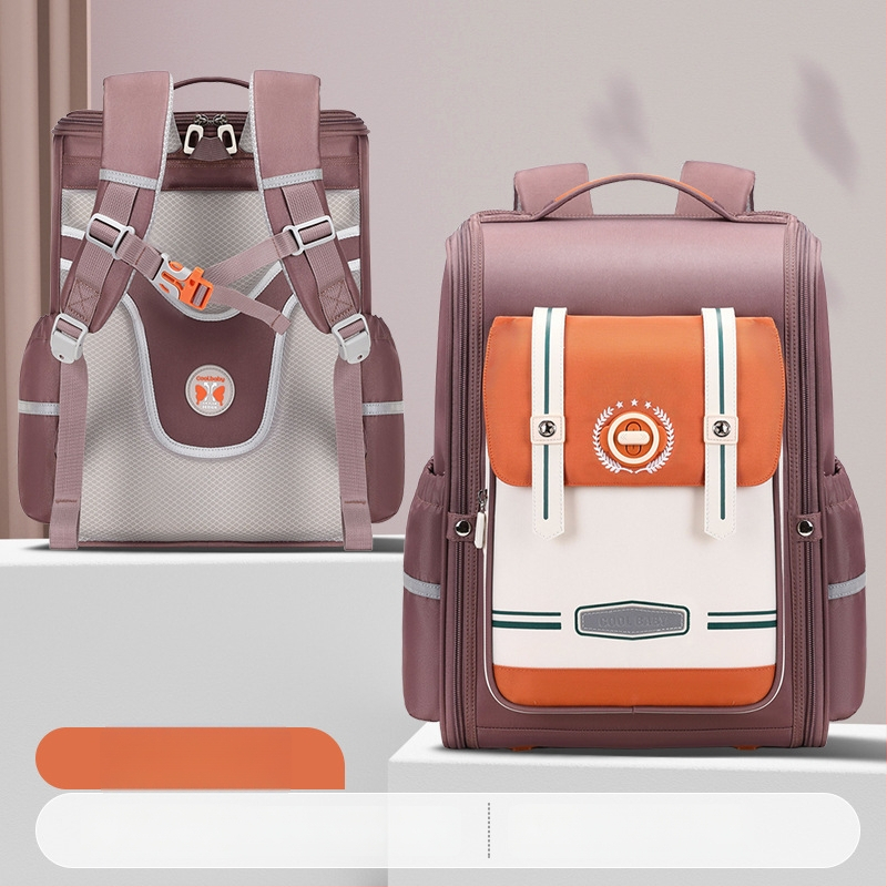 Unisex mokyklinė kuprinė 1–6 klasei, kvėpuojanti, itin lengva, išplėčiama, mažinanti apkrovą, atšvaitiniai elementai nakties saugumui; medžiaga: Oxford audinys; pamušalas: poliesteris; ergonomiška nugaros plokštė