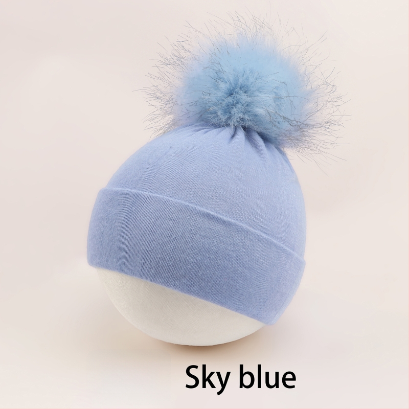 Pulórová čiapka pre deti s kupolovitou vrchnou časťou a okrajom na uši, teplá a vetruodolná, pre vek 0–2 rokov