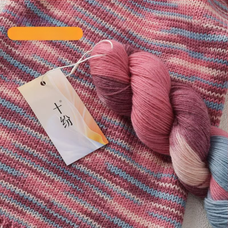 Ručne farbená vlna priadza (zmiešaná priadza; priadza na motúky; ring-spun; na ručné pletenie; Produktové číslo: 80 ručne farbená vlna priadza)