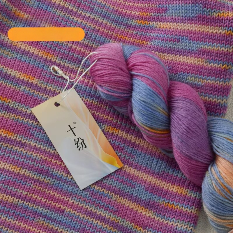 Ručne farbená vlna priadza (zmiešaná priadza; priadza na motúky; ring-spun; na ručné pletenie; Produktové číslo: 80 ručne farbená vlna priadza)