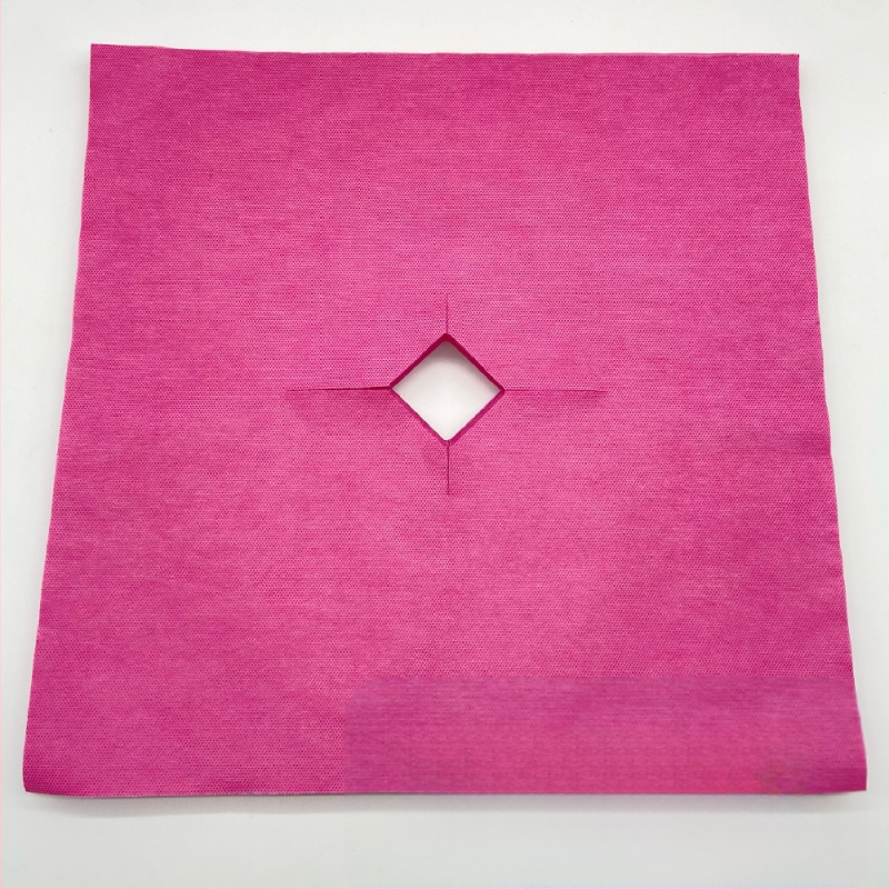 Jednorazová tvárová podložka z netkanej textílie, jednofarebná, s potlačeným logom, možnosť prispôsobenia