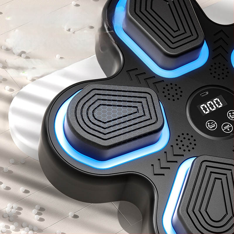 Star Punching Bag — nástenná montáž; materiály PU, akryl, ABS, PP; hmotnosť 1,7 kg; značka S-Lang Shield