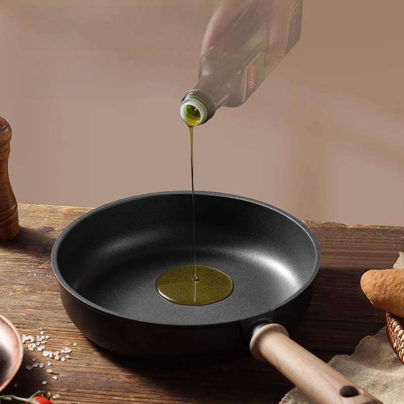 Titanový súbor hrncov s nepriľnavým povrchom, dvojvrstvové dno, kompatibilné s indukciou, 13/16/18 kusov