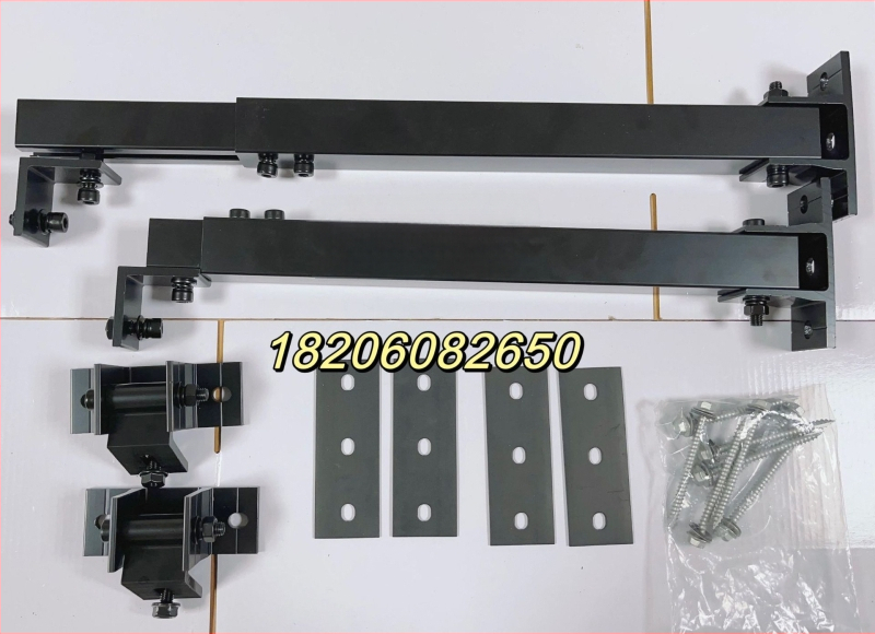 Držiak solárneho panelu z hliníkovej zliatiny AL6005-T5, nastaviteľný 15–30°, predné a zadné nohy, hmotnosť 2