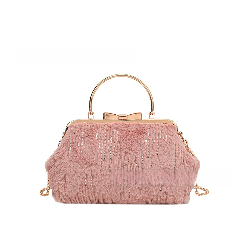 Plyšová dámska kabelka s tvarom mušle, crossbody, klipové otvorenie, vrecko na telefón, polyesterová podšívka, street fashion, zima 2024