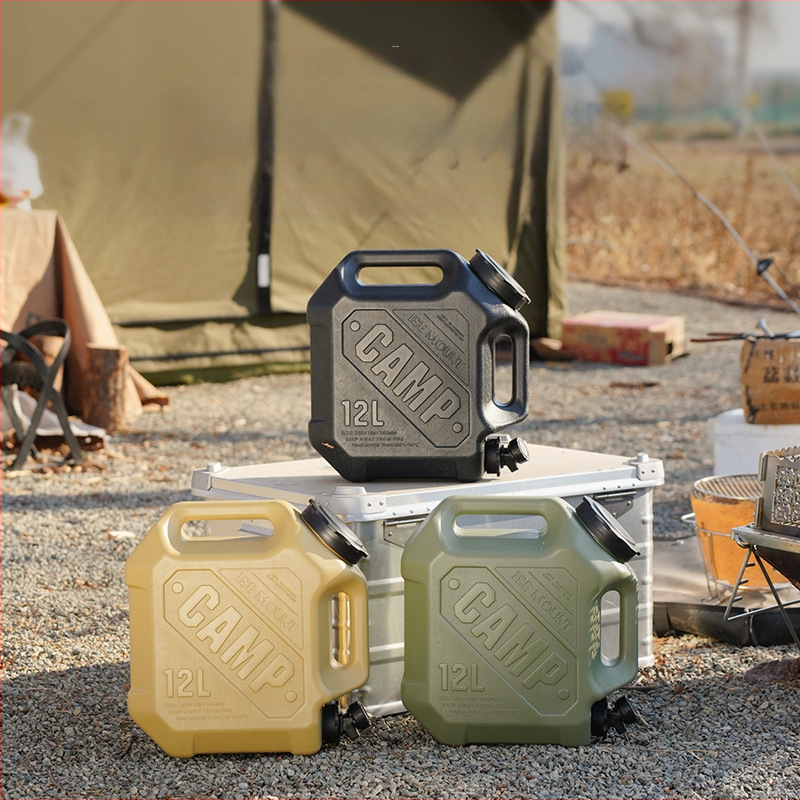 ISE MOUNT 12L Nešiojama lauko vandens talpa su dviem rankenomis ir čiaupu