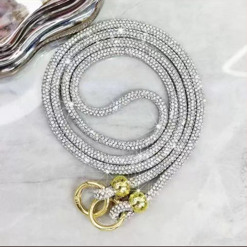 Mobilná šnúrka na telefón: kovová konštrukcia, ručne vyrábané, unisex dizajn, elastická bavlnená šnúrka, kovová pracka