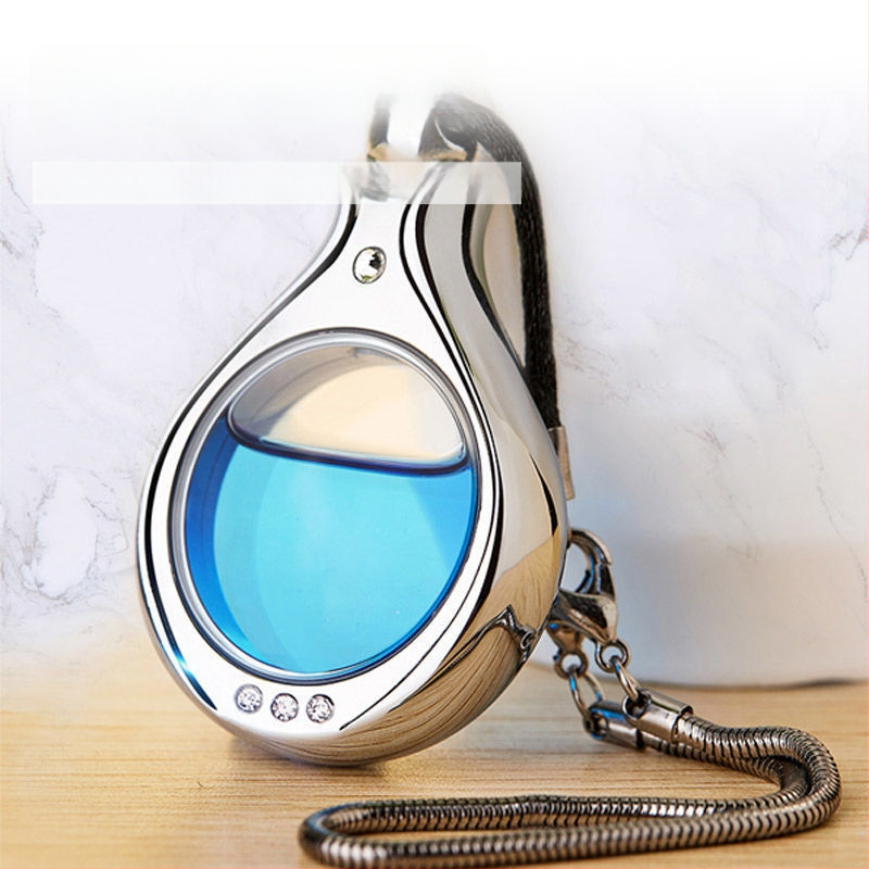 Automašīnas iekšējais karājas aromatizators pie aizmugures spoguļa, formaldehīda noņemšana, aromāts Floral Fougere, iztvaikošanas ilgums 1–15 dienas, pielāgojama, preces nr. 05Z042545H9309